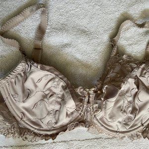 - Mark & Spenser 38B tan colour bra with embroidery and lace